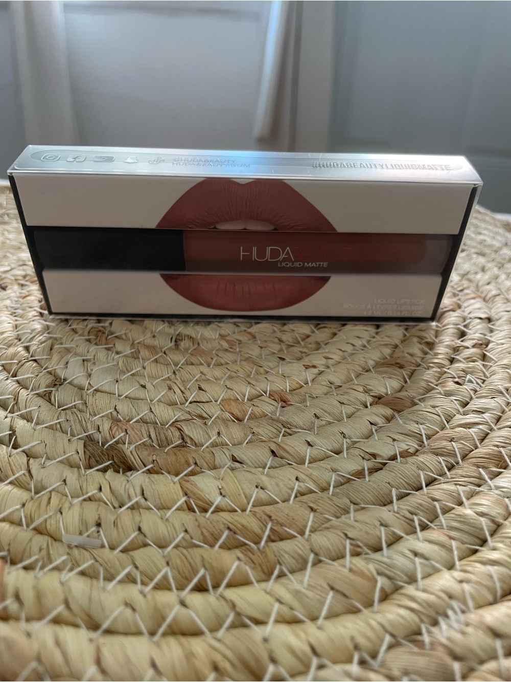 Huda Beauty Liquid Matte Lipstick – Trendsetter – NEW & SEALED